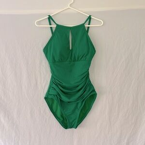 Ellen Tracy Jade/Emerald Green Halter Neck One Piece Bathing Suit Women’s Size 8